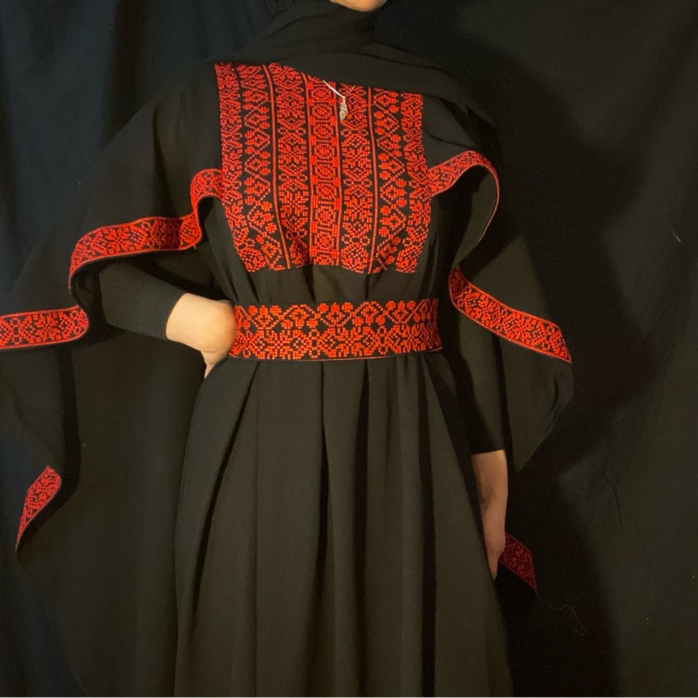 Embroidered Palestinian thobe from Jenin, Palestine